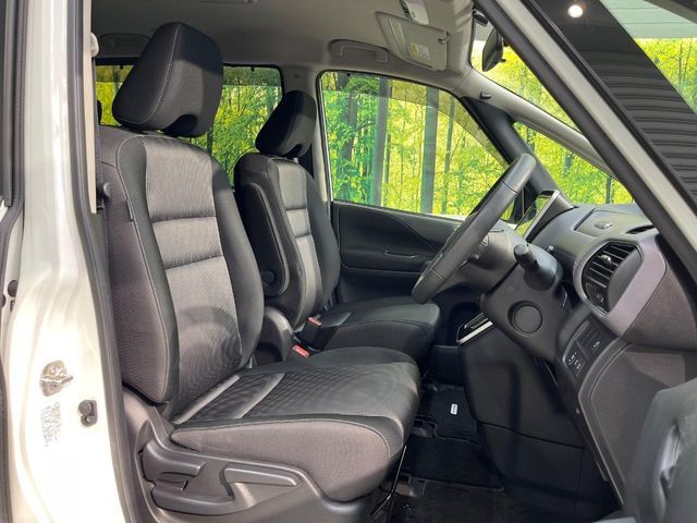 NISSAN SERENA  S-HYBRID 2020