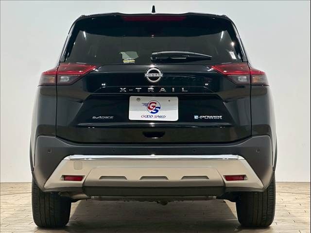 NISSAN X-TRAIL HYBRID 4WD 2024