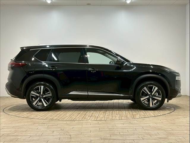 NISSAN X-TRAIL HYBRID 4WD 2024