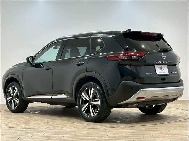 NISSAN X-TRAIL HYBRID 4WD 2024