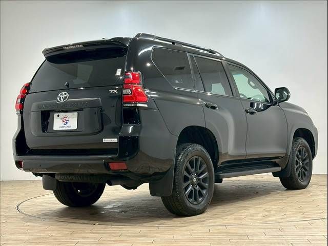 TOYOTA LANDCRUISER PRADO 2022