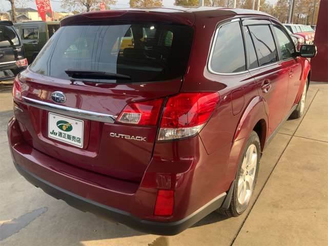 SUBARU LEGACY OUTBACK 2010