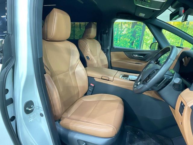 TOYOTA VELLFIRE  HYBRID 2024