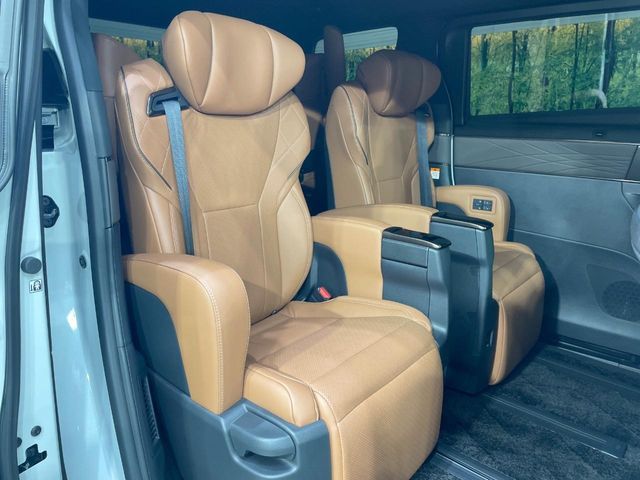 TOYOTA VELLFIRE  HYBRID 2024