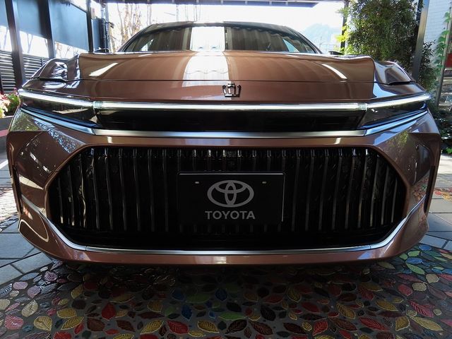 TOYOTA CROWN sedan 2025