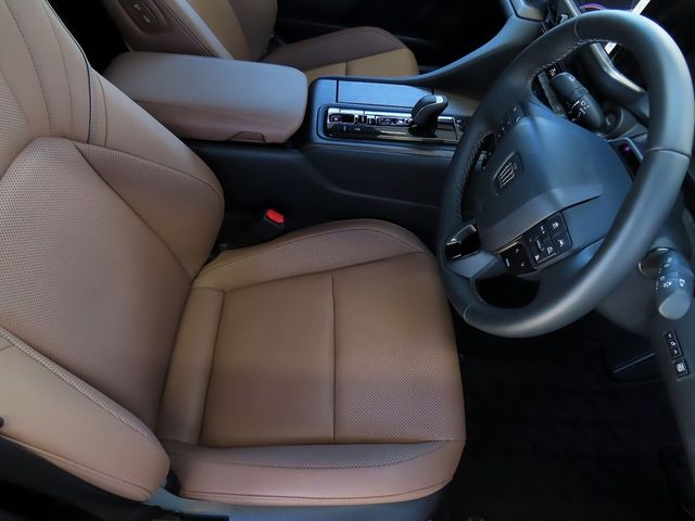 TOYOTA CROWN sedan 2025