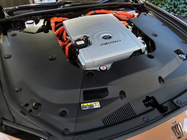 TOYOTA CROWN sedan 2025