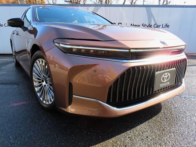 TOYOTA CROWN sedan 2025