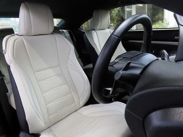 TOYOTA LEXUS RC300 2023