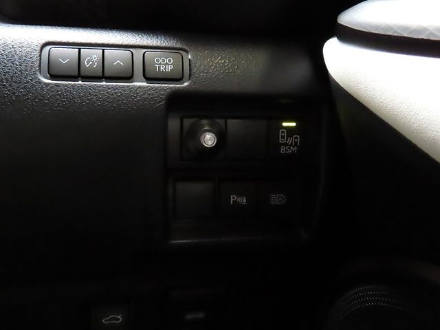 TOYOTA LEXUS RC300 2023