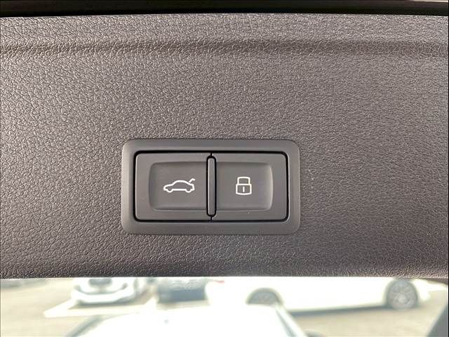 AUDI AUDI A4 AVANT 2022