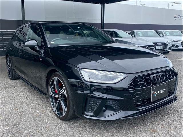 AUDI AUDI A4 AVANT 2022