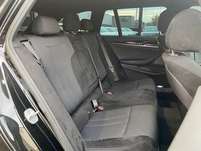 BMW BMW 5series TOURING 2019