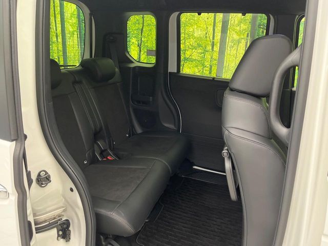 HONDA N BOX CUSTOM 2024