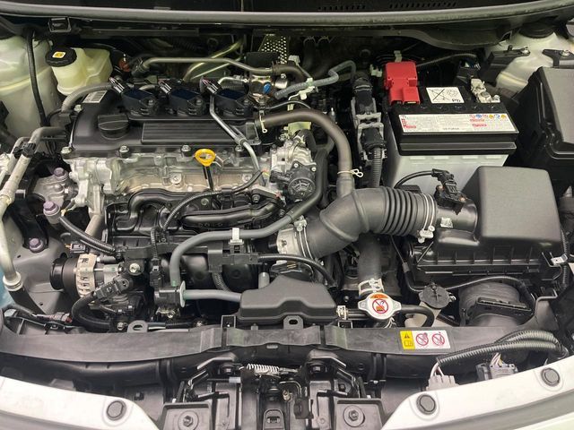 TOYOTA YARIS CROSS 2025