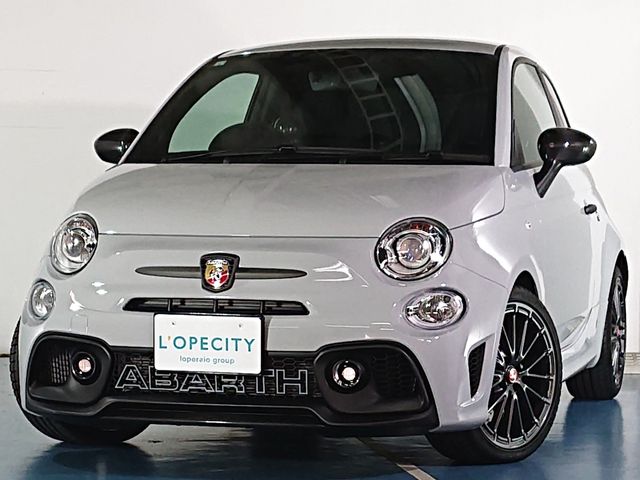FIAT ABARTH 695 2023