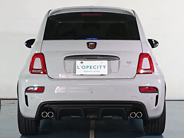 FIAT ABARTH 695 2023