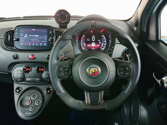 FIAT ABARTH 695 2023