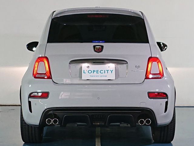 FIAT ABARTH 695 2023