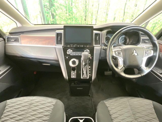 MITSUBISHI DELICA D:5 4WD 2023