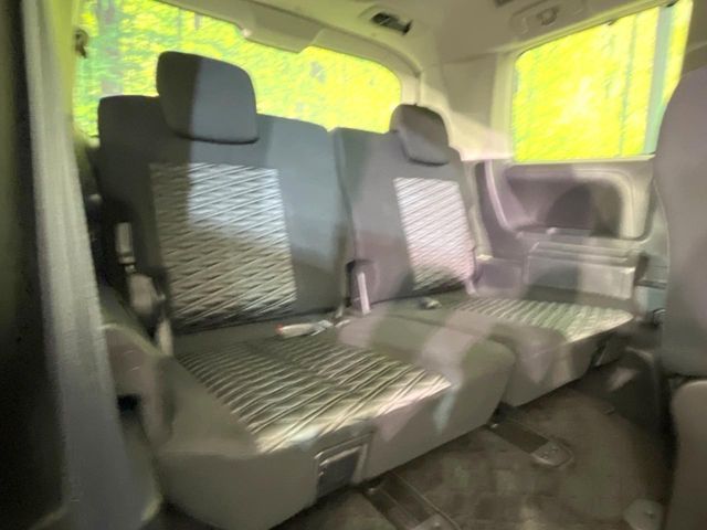 MITSUBISHI DELICA D:5 4WD 2023