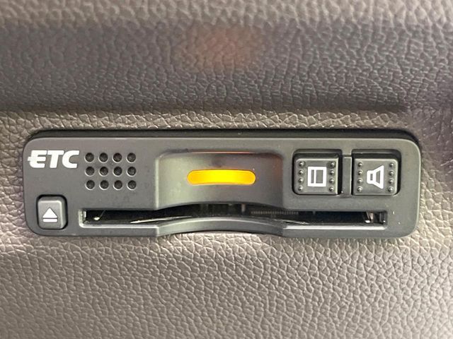 HONDA FREED HYBRID 2018