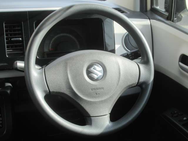 SUZUKI MR WAGON 2011