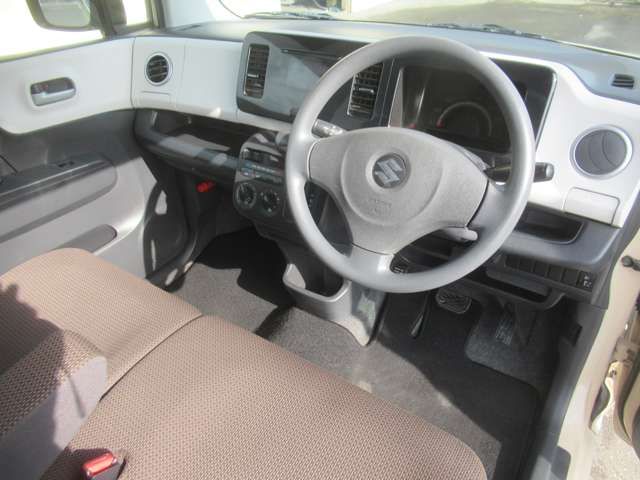 SUZUKI MR WAGON 2011