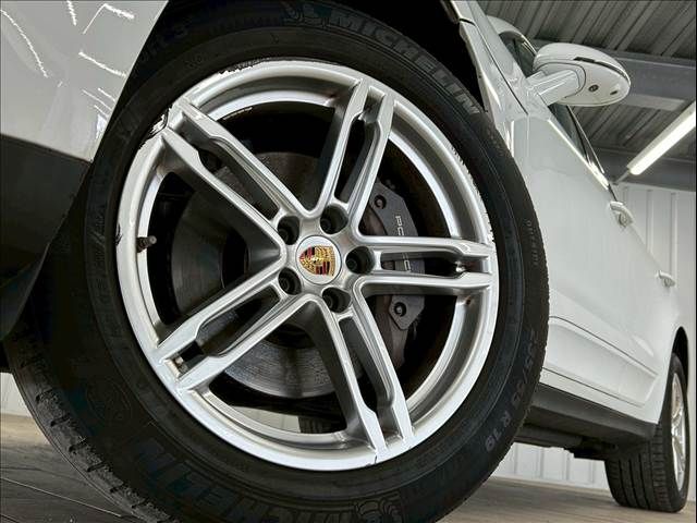 PORSCHE PORSCHE Macan 2019