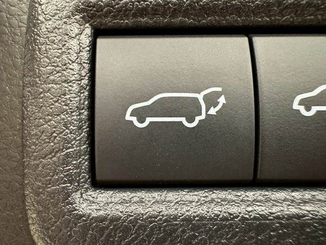 TOYOTA HARRIER 2WD 2023