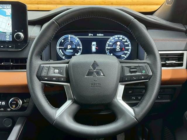 MITSUBISHI OUTLANDER PHEV 2021