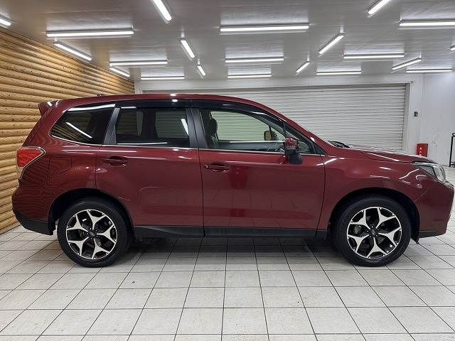 SUBARU FORESTER 2016