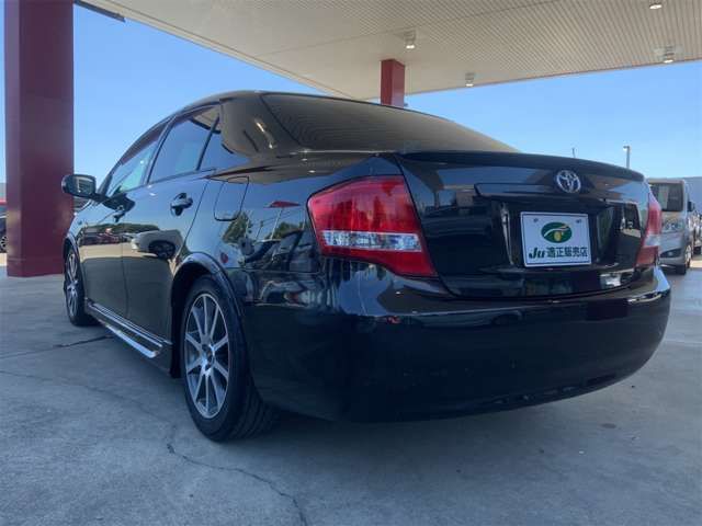 TOYOTA COROLLA AXIO 2011