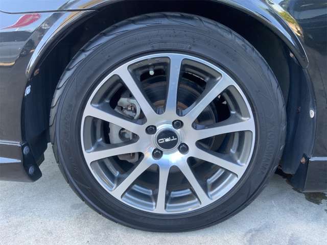 TOYOTA COROLLA AXIO 2011