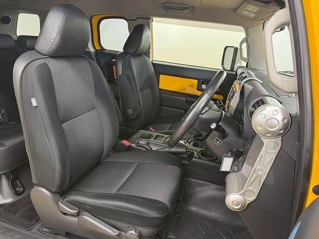 TOYOTA FJ CRUISER 4WD 2016