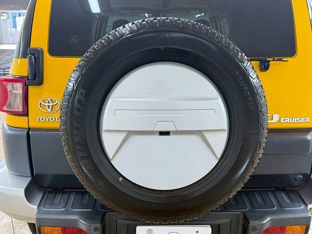 TOYOTA FJ CRUISER 4WD 2016