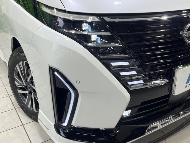 NISSAN SERENA  WG 2023