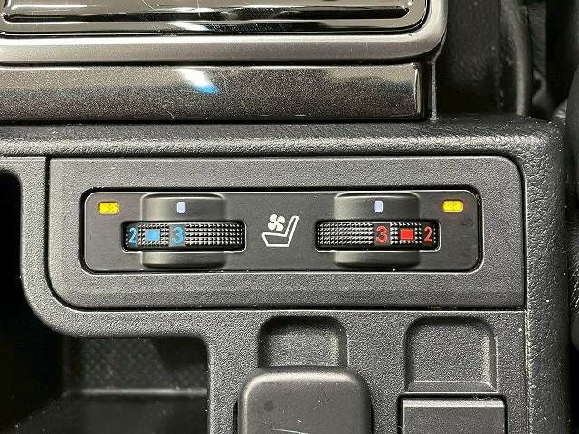 TOYOTA LANDCRUISER PRADO 2021