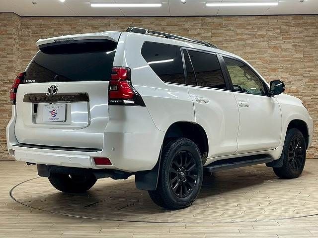 TOYOTA LANDCRUISER PRADO 2021