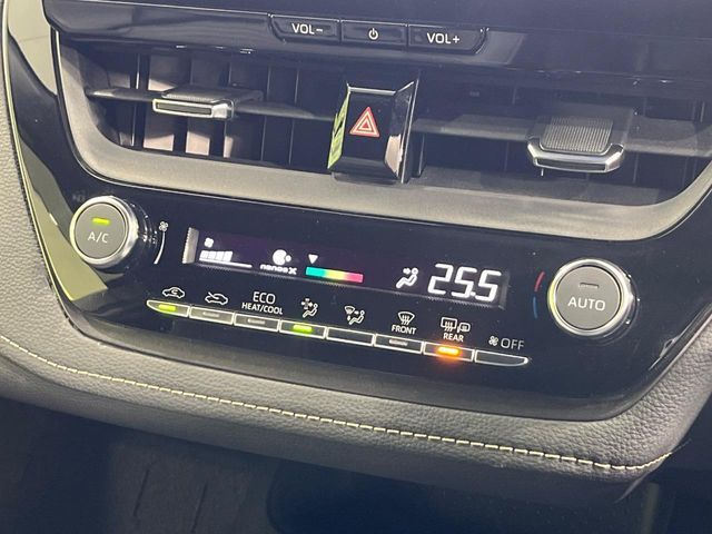 TOYOTA COROLLA TOURING HYBRID 4WD 2023