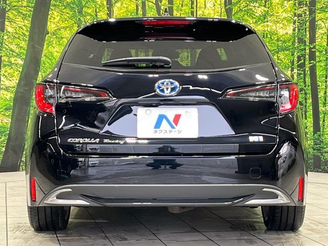 TOYOTA COROLLA TOURING HYBRID 4WD 2023