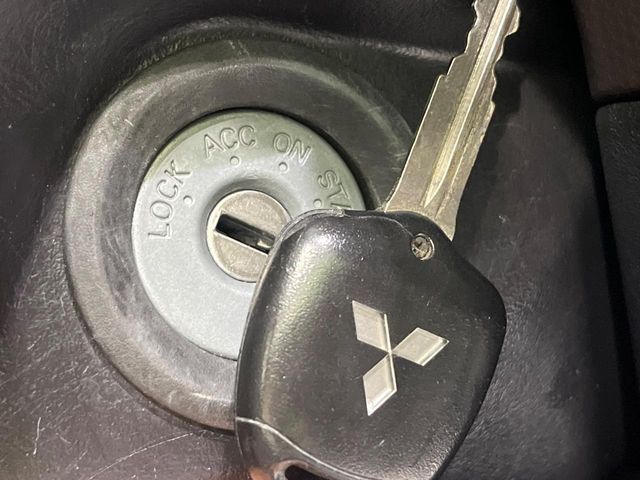 MITSUBISHI PAJERO MINI 4WD 2012