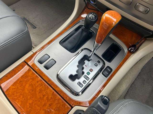 TOYOTA LANDCRUISER wagon 2002