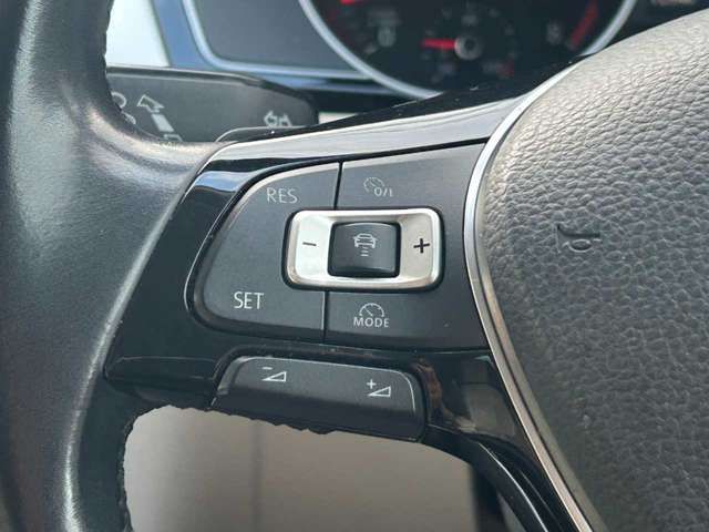 VOLKSWAGEN VOLKSWAGEN PASSAT VARIANT 2016