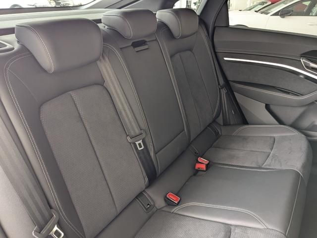 AUDI AUDI e-tron SPORTBACK 2022