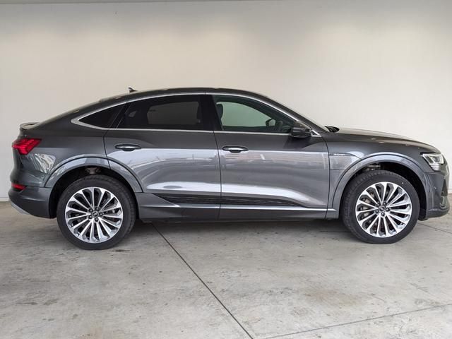 AUDI AUDI e-tron SPORTBACK 2022