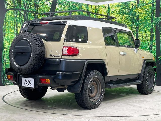 TOYOTA FJ CRUISER 4WD 2017