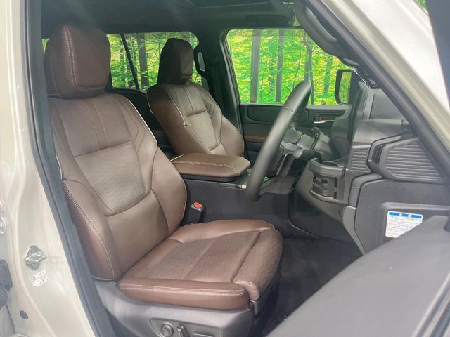 TOYOTA LANDCRUISER 250 2024