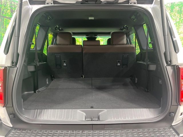 TOYOTA LANDCRUISER 250 2024