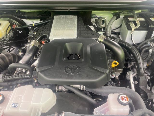 TOYOTA LANDCRUISER 250 2024